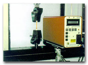 Model LE-01 Laser Extensometer